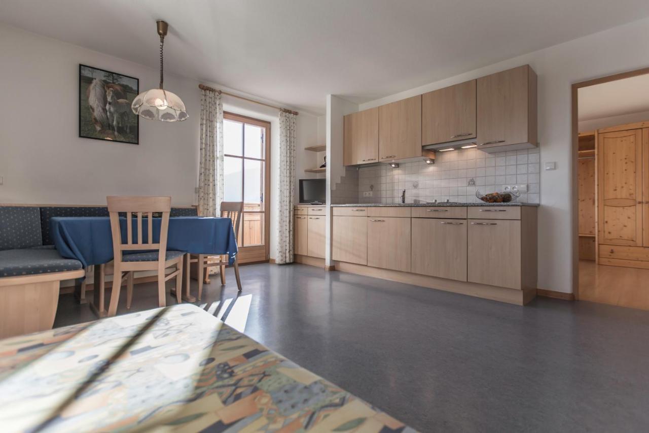 Haeuslerhof Lägenhet Olang Exteriör bild